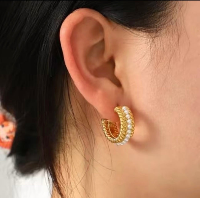 Areej hoops