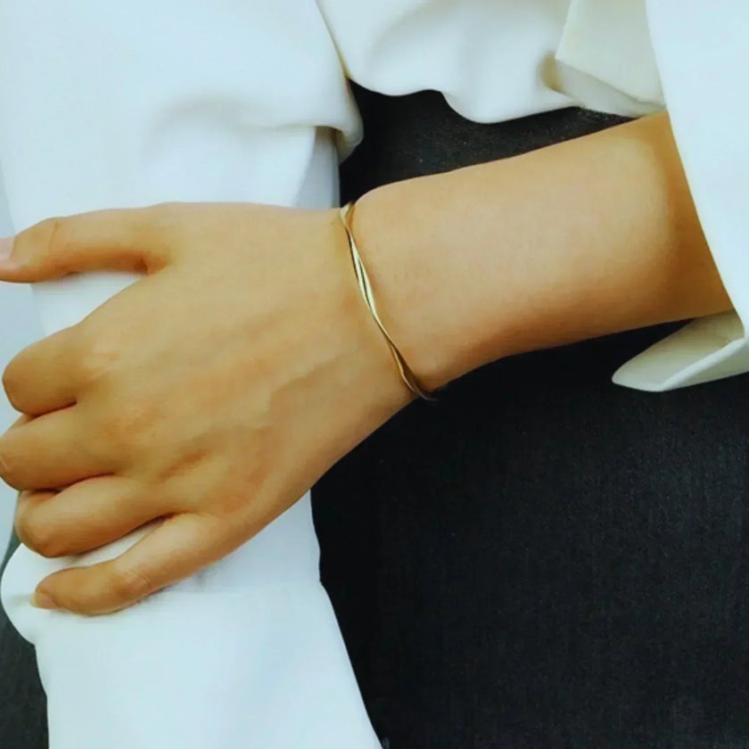 18K Gold Plated Open Hand Sterling Silver Bracelet Cat