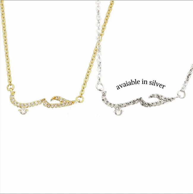 Hub (love) Arabic necklace