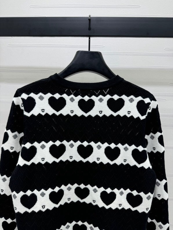 Heart Pattern Button Cardigan