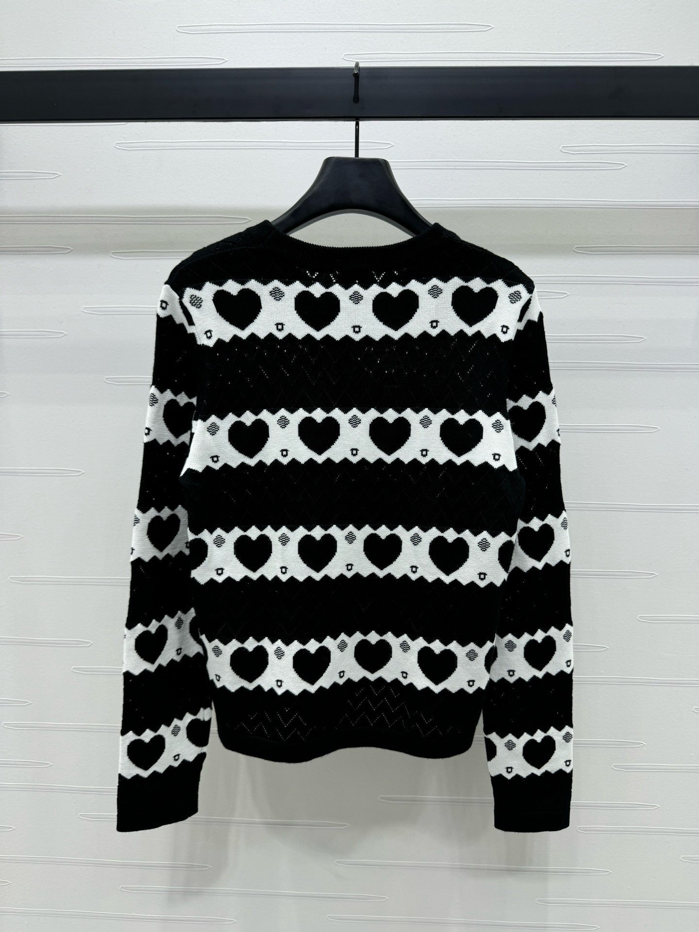 Heart Pattern Knit Sweater