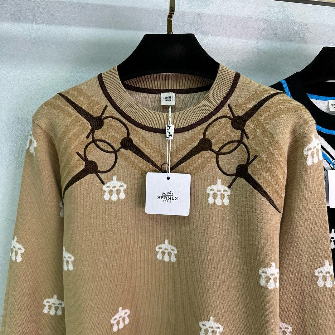 Equestrian Motif Knit Sweater