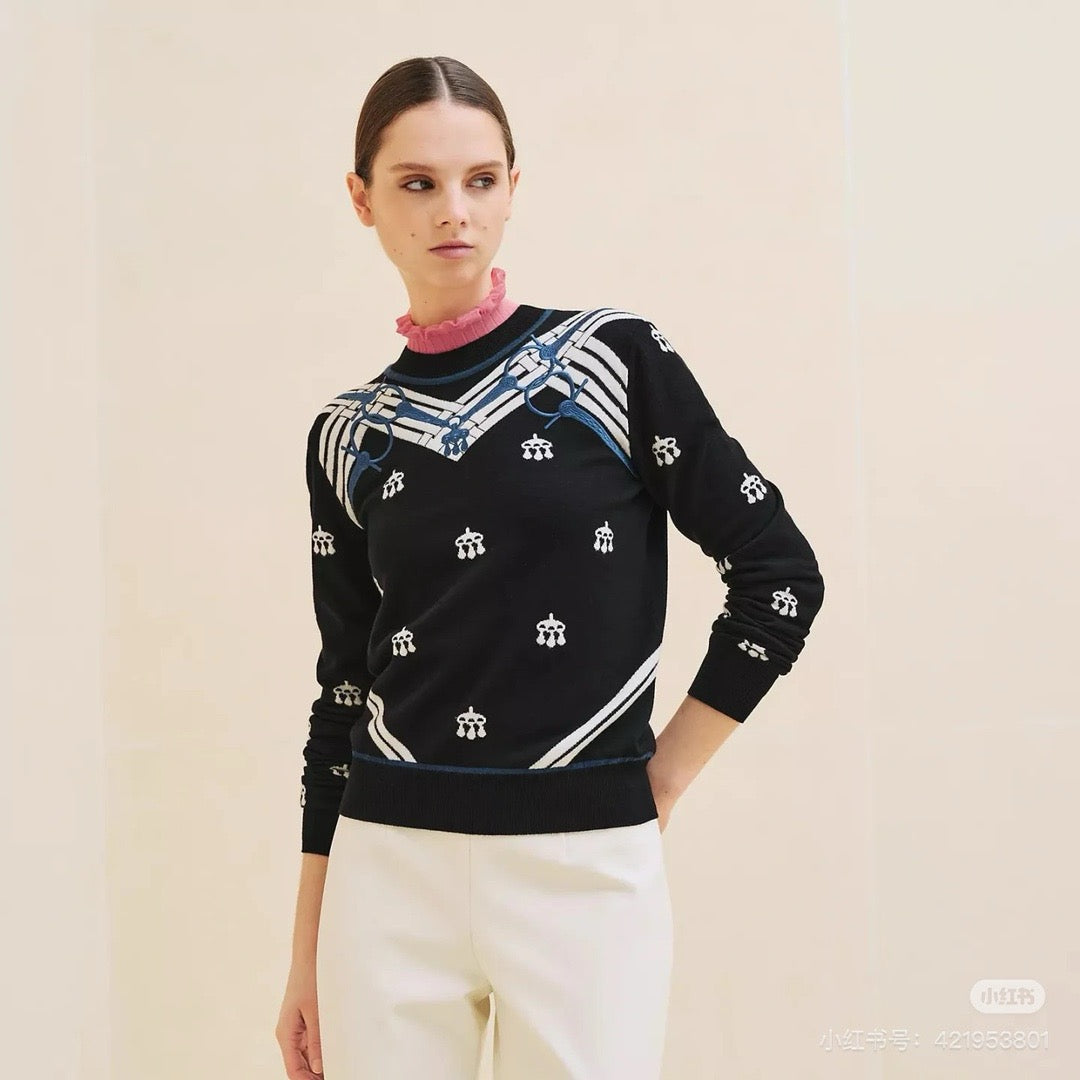Equestrian Motif Knit Sweater