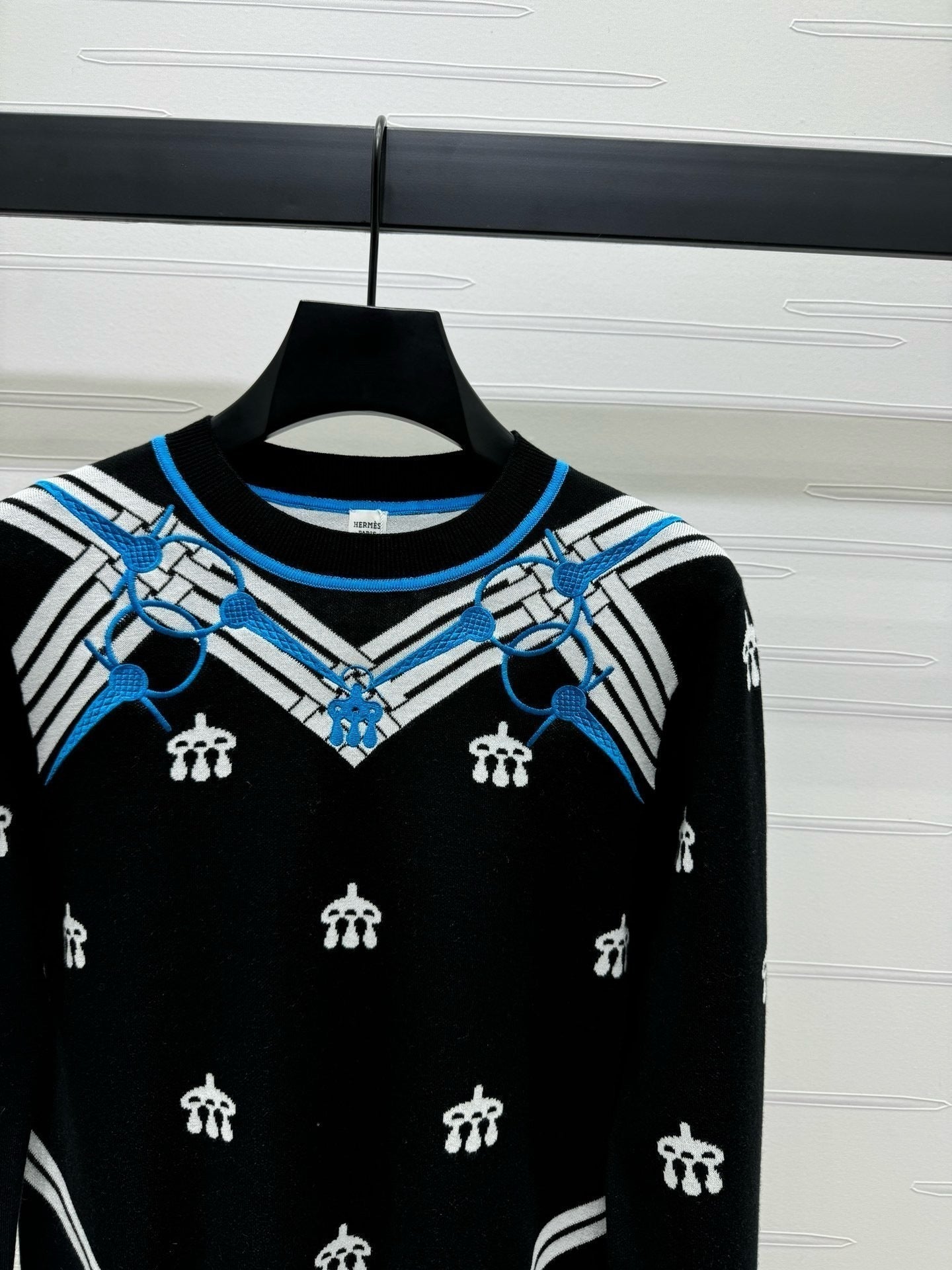 Equestrian Motif Knit Sweater