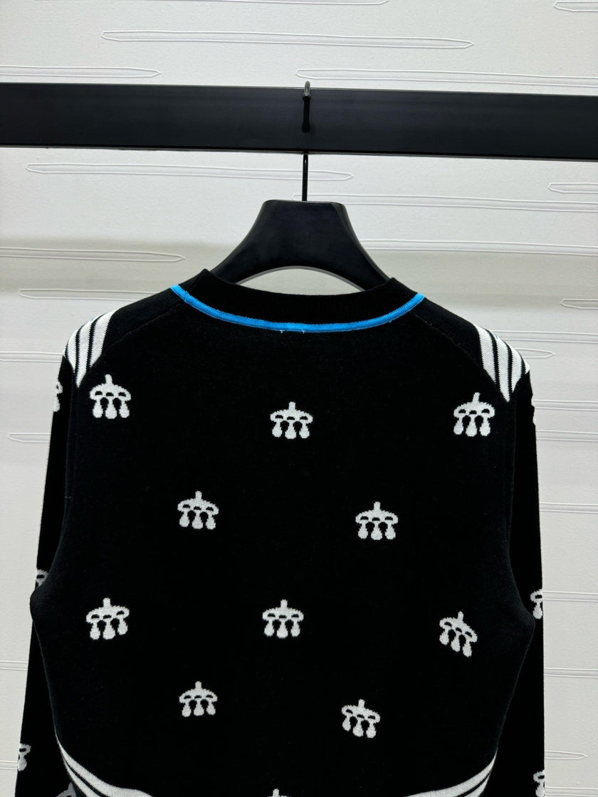 Equestrian Motif Knit Sweater