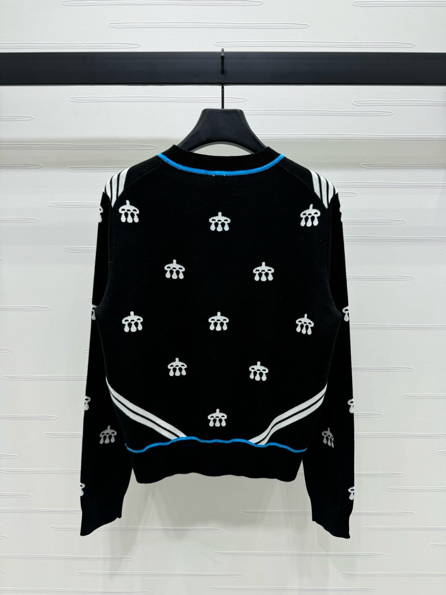 Equestrian Motif Knit Sweater