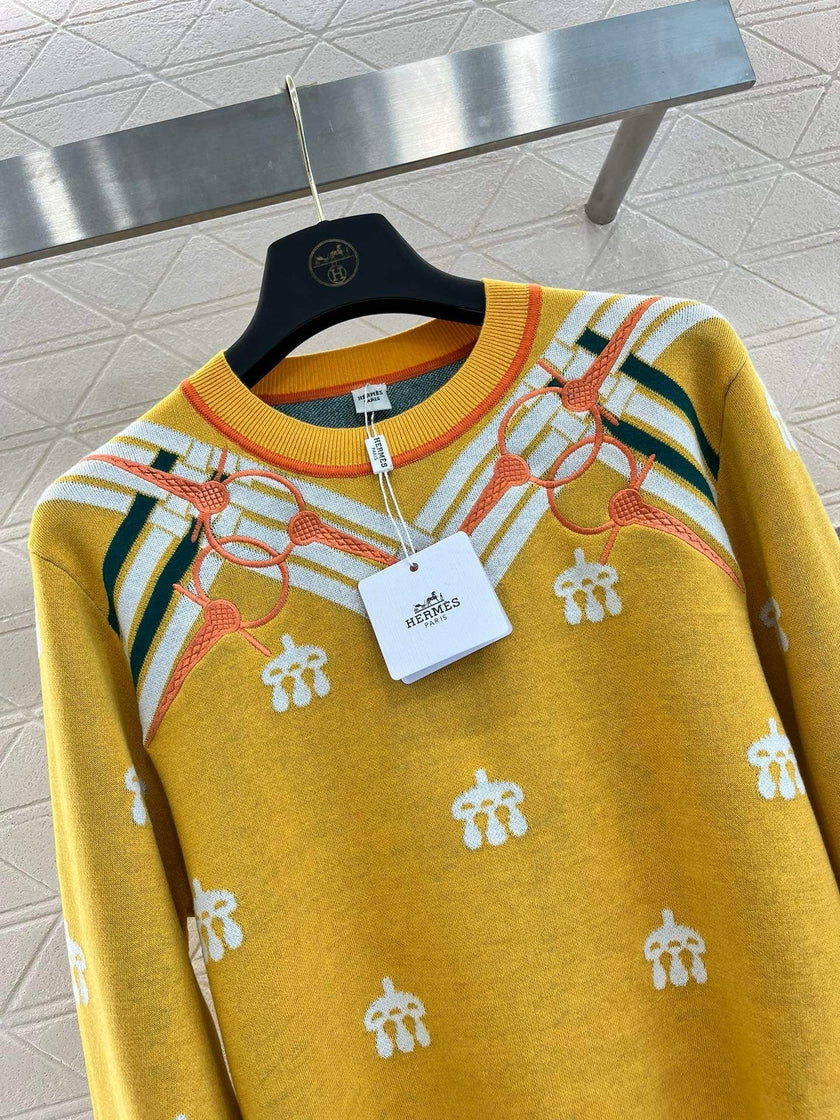Equestrian Motif Knit Sweater