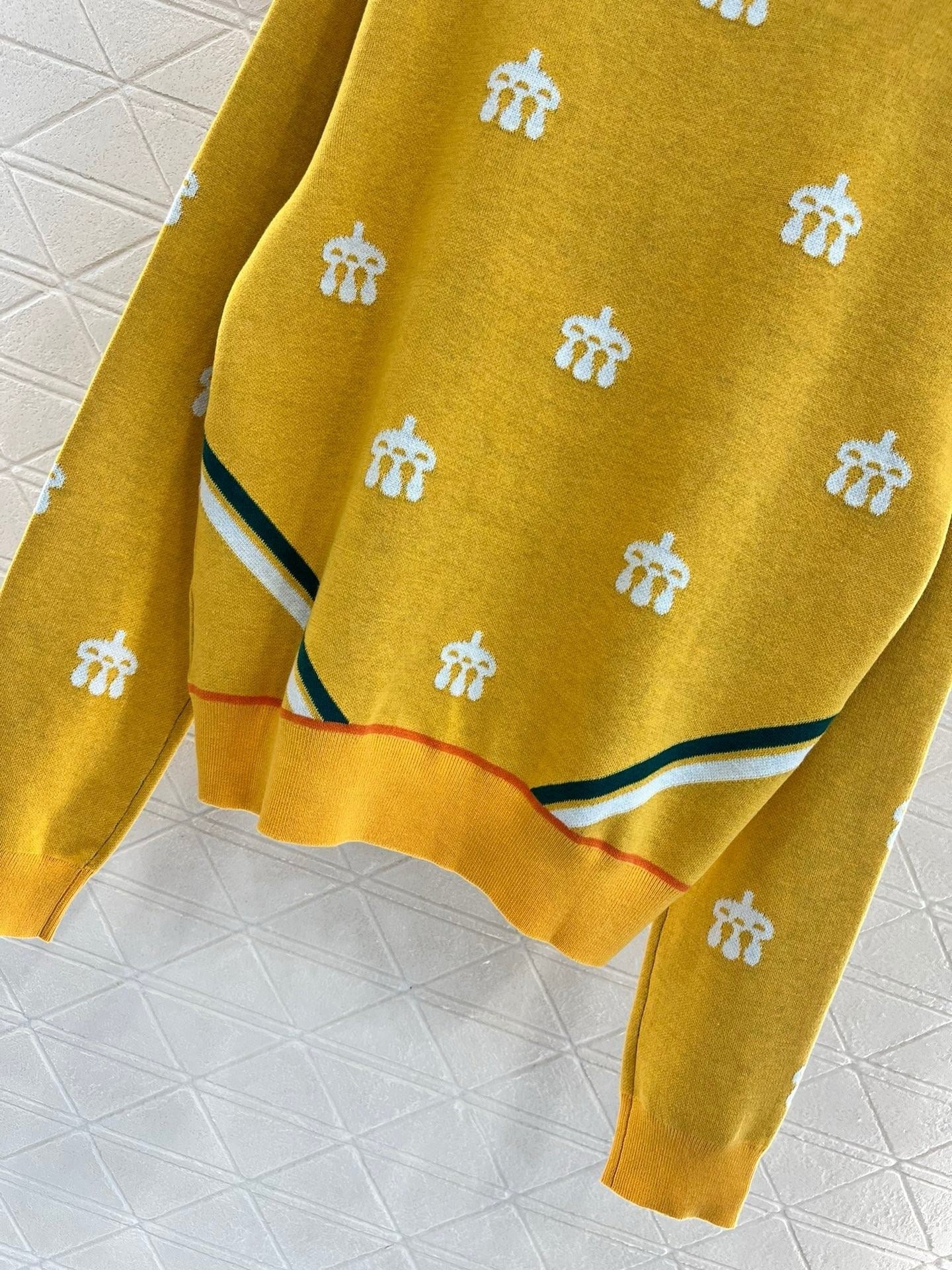 Equestrian Motif Knit Sweater
