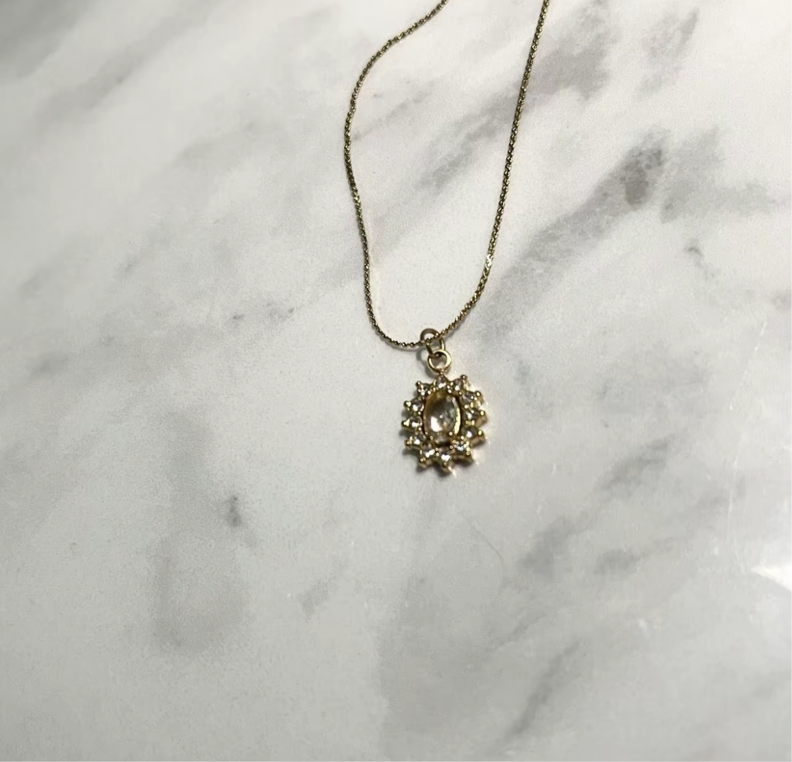 Enisa dainty necklace