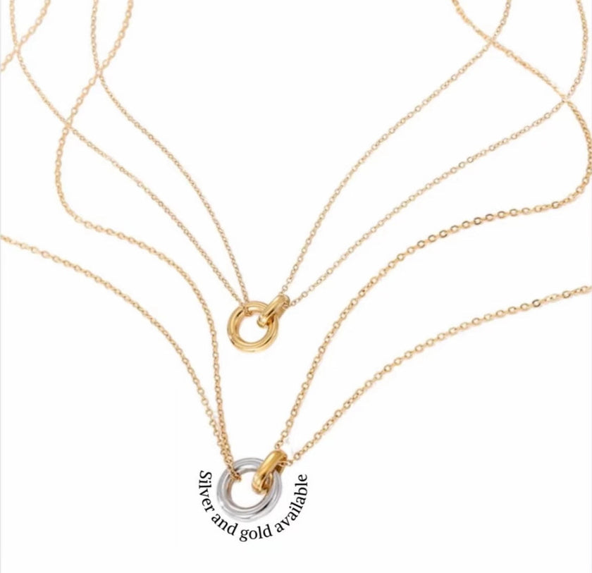Pari necklace