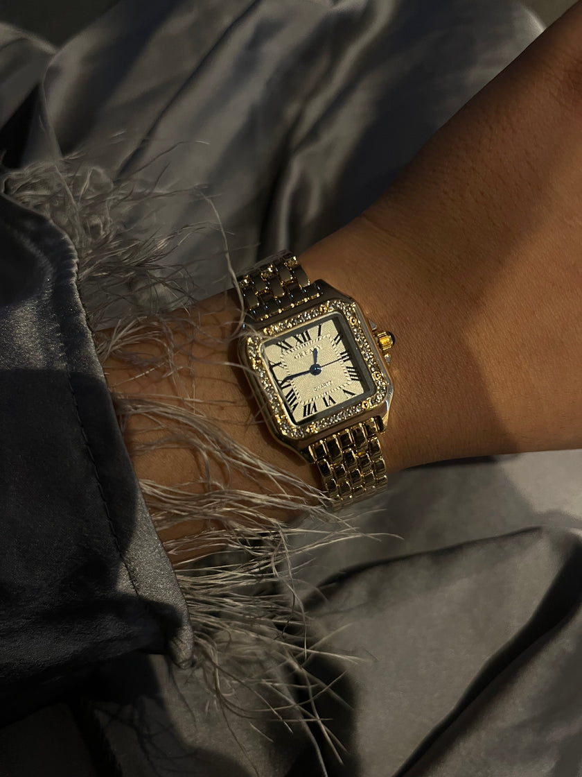 Mahnoor gold diamond watch