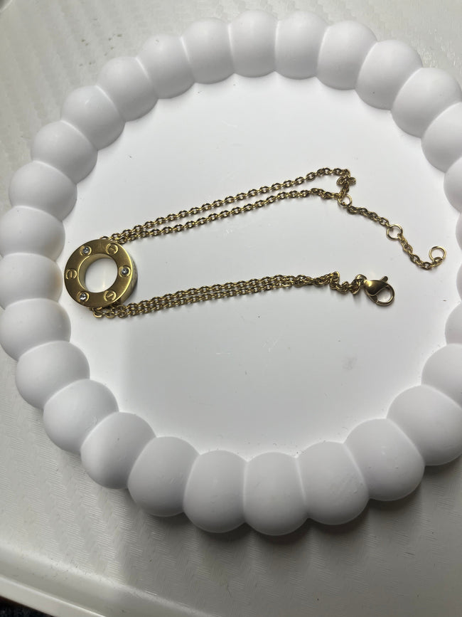 Carrier bracelet engraved