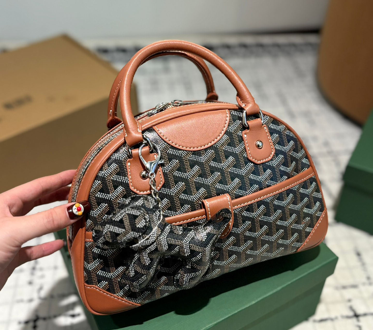 Saint Jeanne Bag