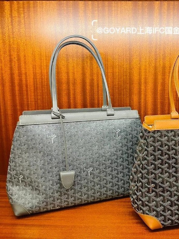 Bellechasse Biaude PM Bag