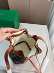 Petite Flot Bucket