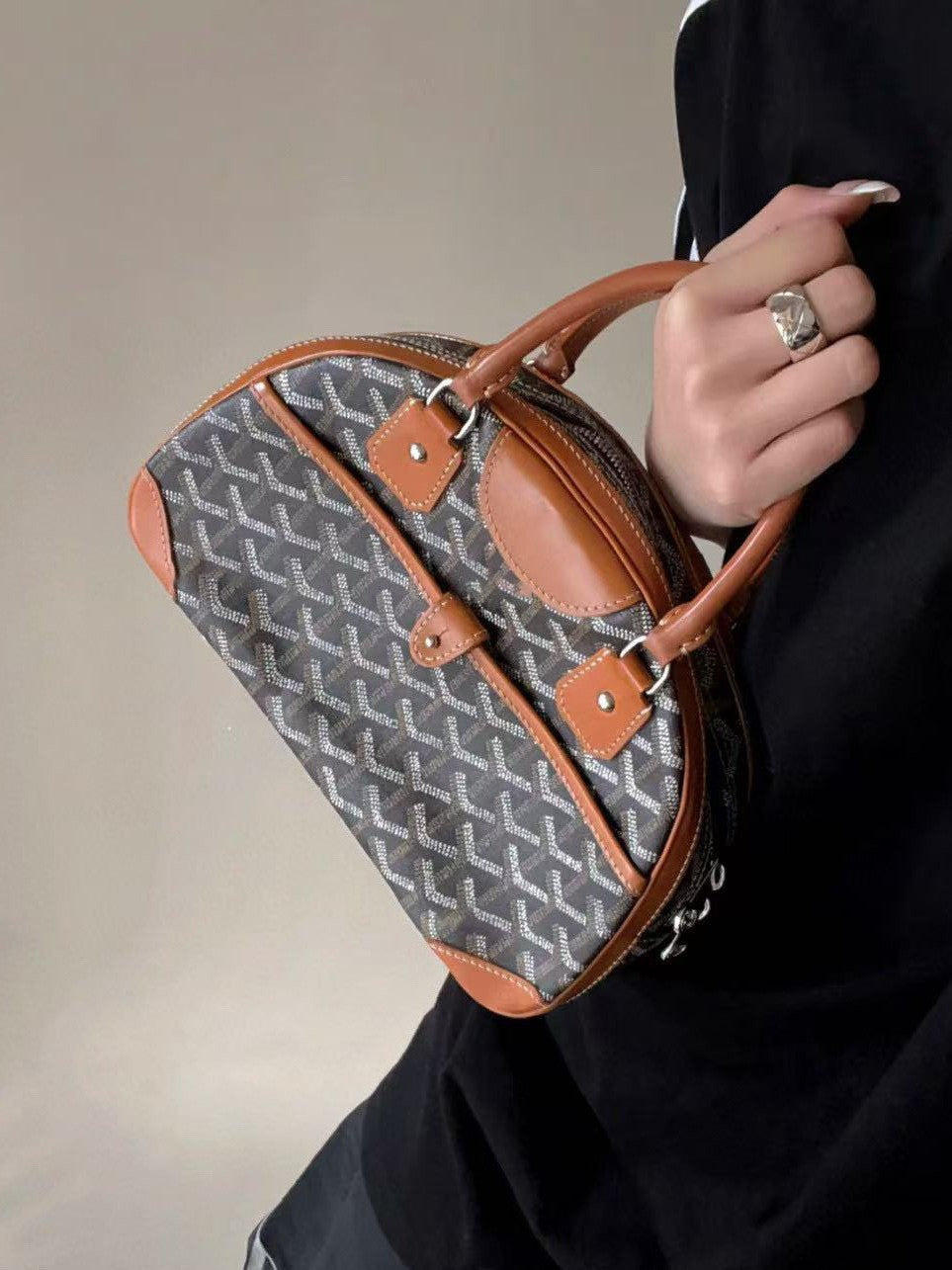 Saint Jeanne Bag