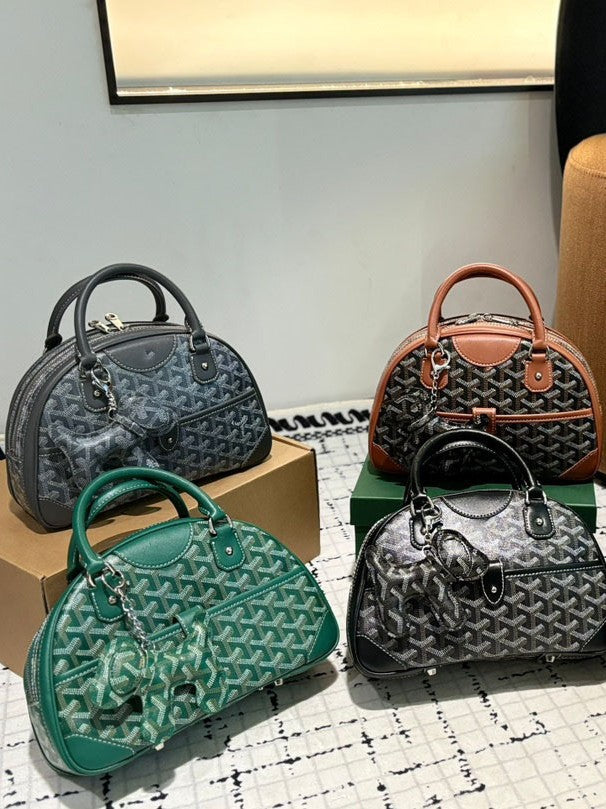 Saint Jeanne Bag