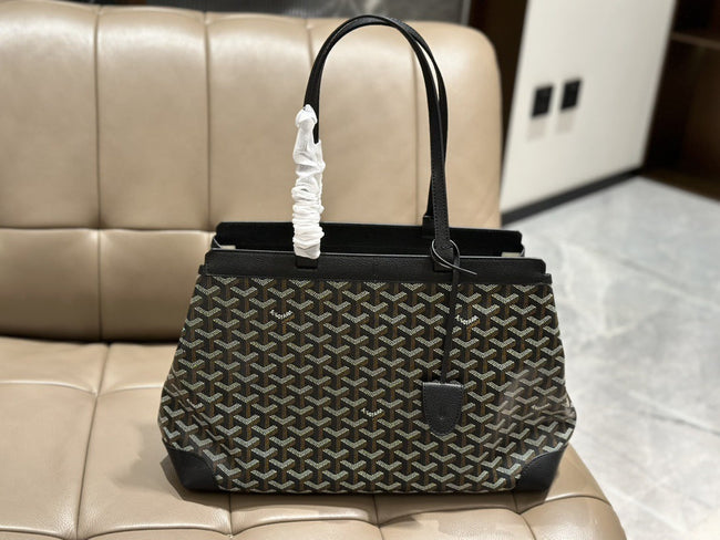 Bellechasse Biaude PM Bag
