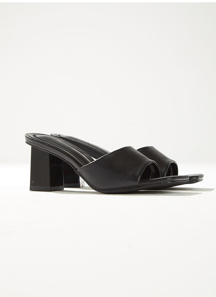 Daisy Mule Heel - Black