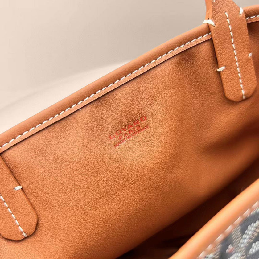 Veyra Reversible Mini Tote