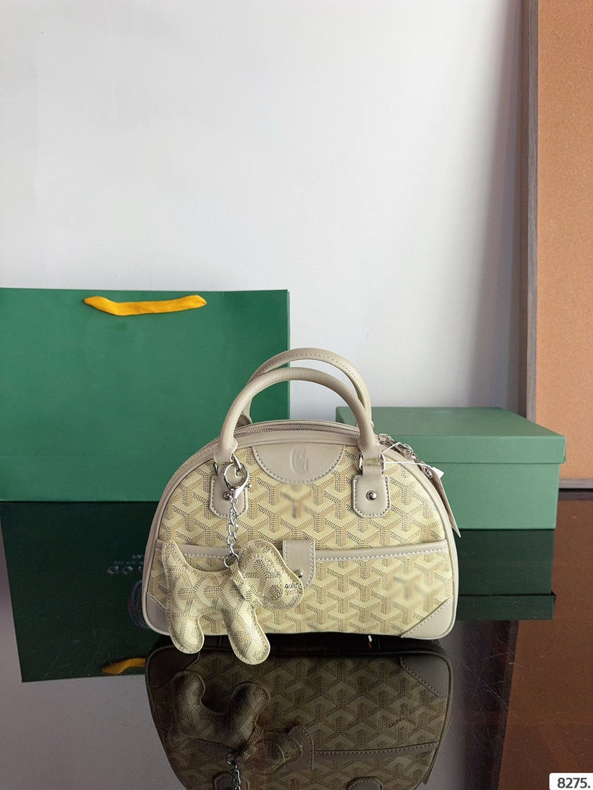 Saint Jeanne Bag