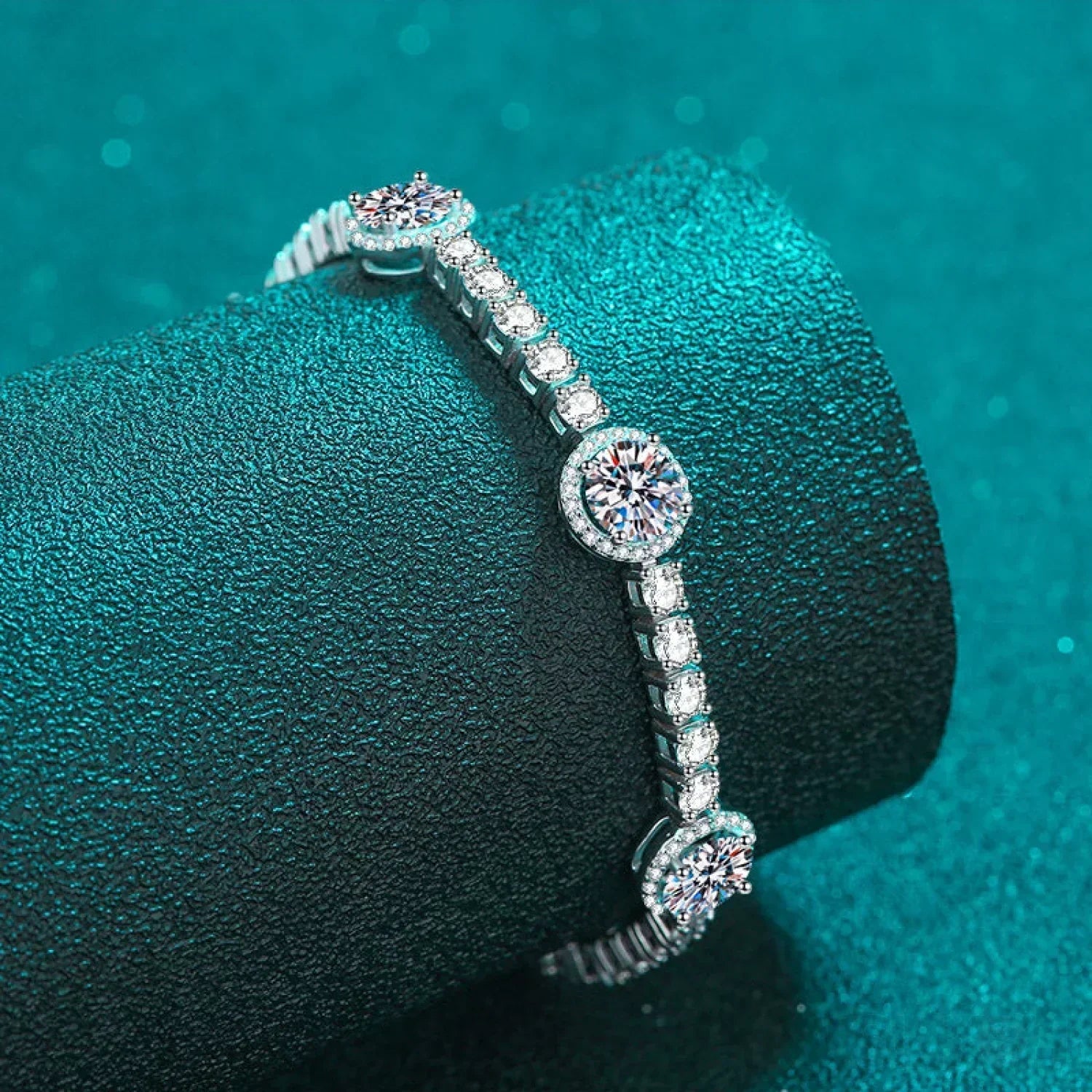 Dazzling Round Cut Moissanite Tennis Bracelet Cal