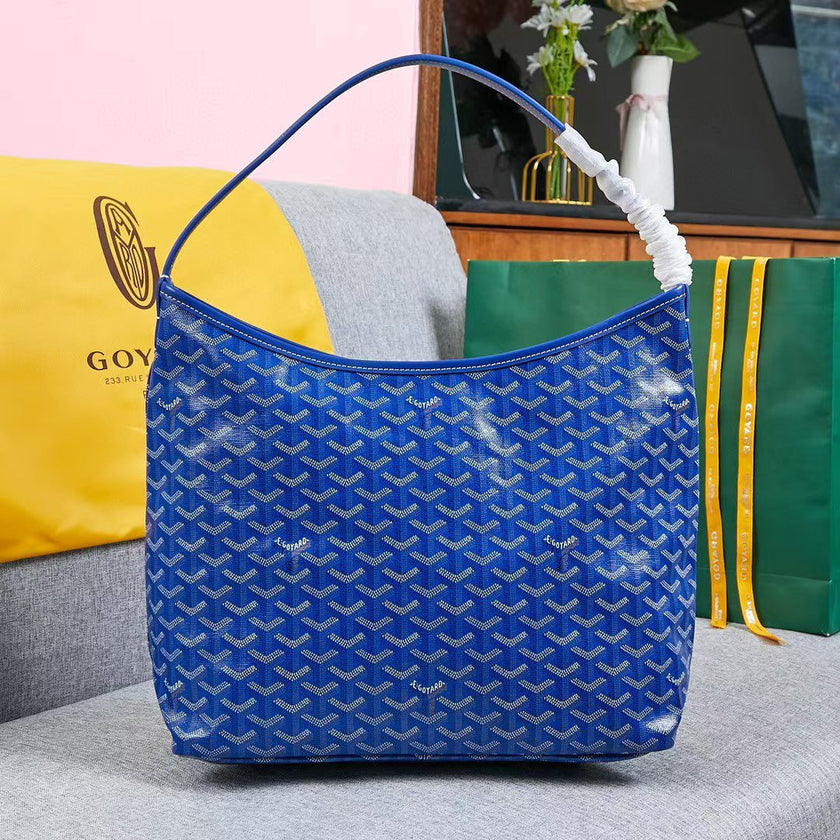 Half-Moon Shoulder Bag