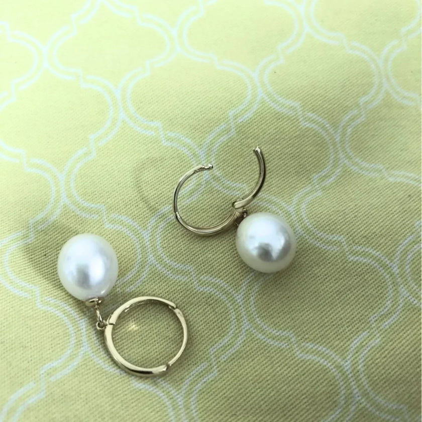 Oval Sterling Silver pearl Hoop Earrings Ana