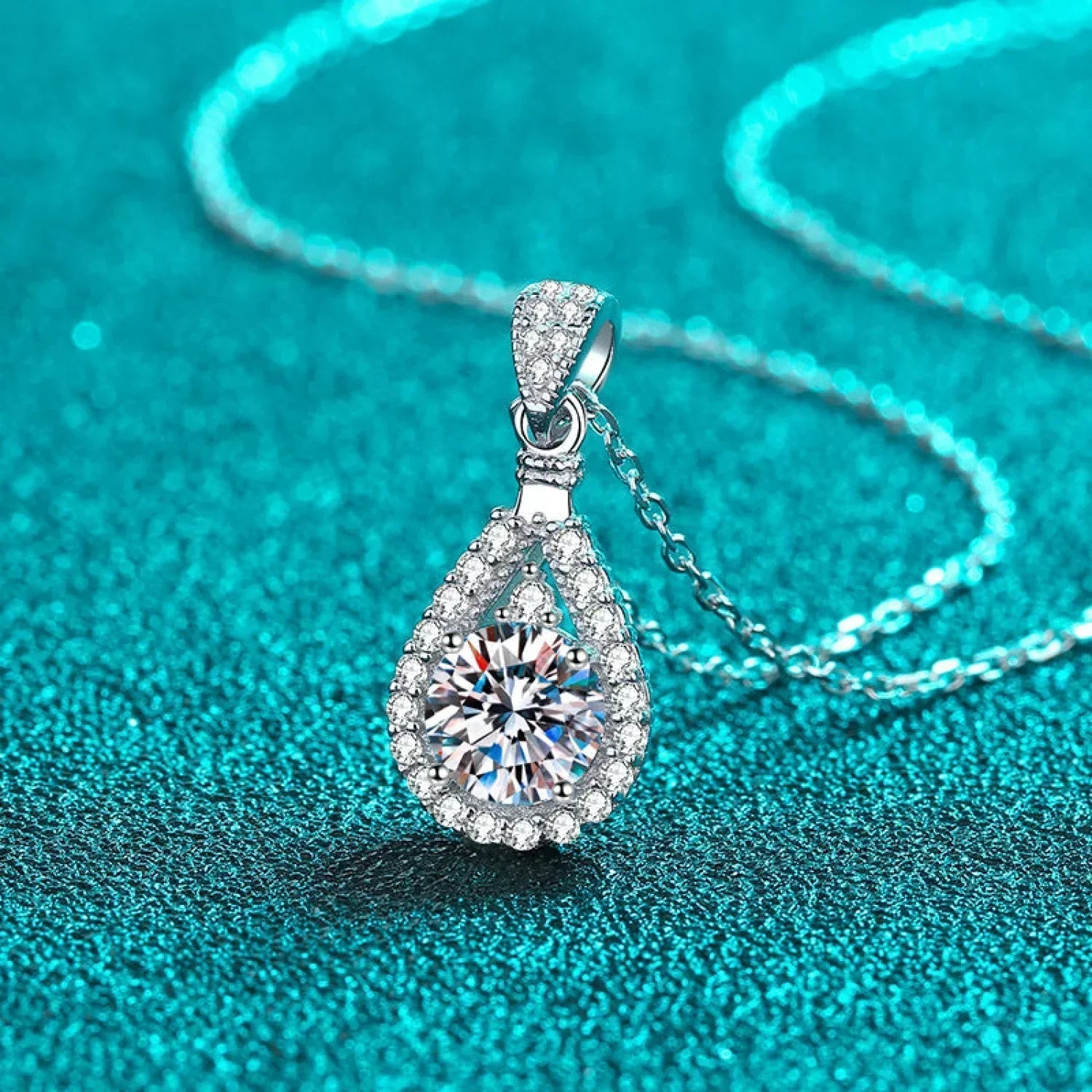 Pear Shaped 925 Sterling Silver Moissanite Necklace Ava