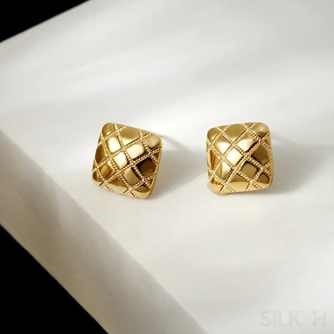 Rhombus Sterling Silver Pattern Stud Earrings Dia