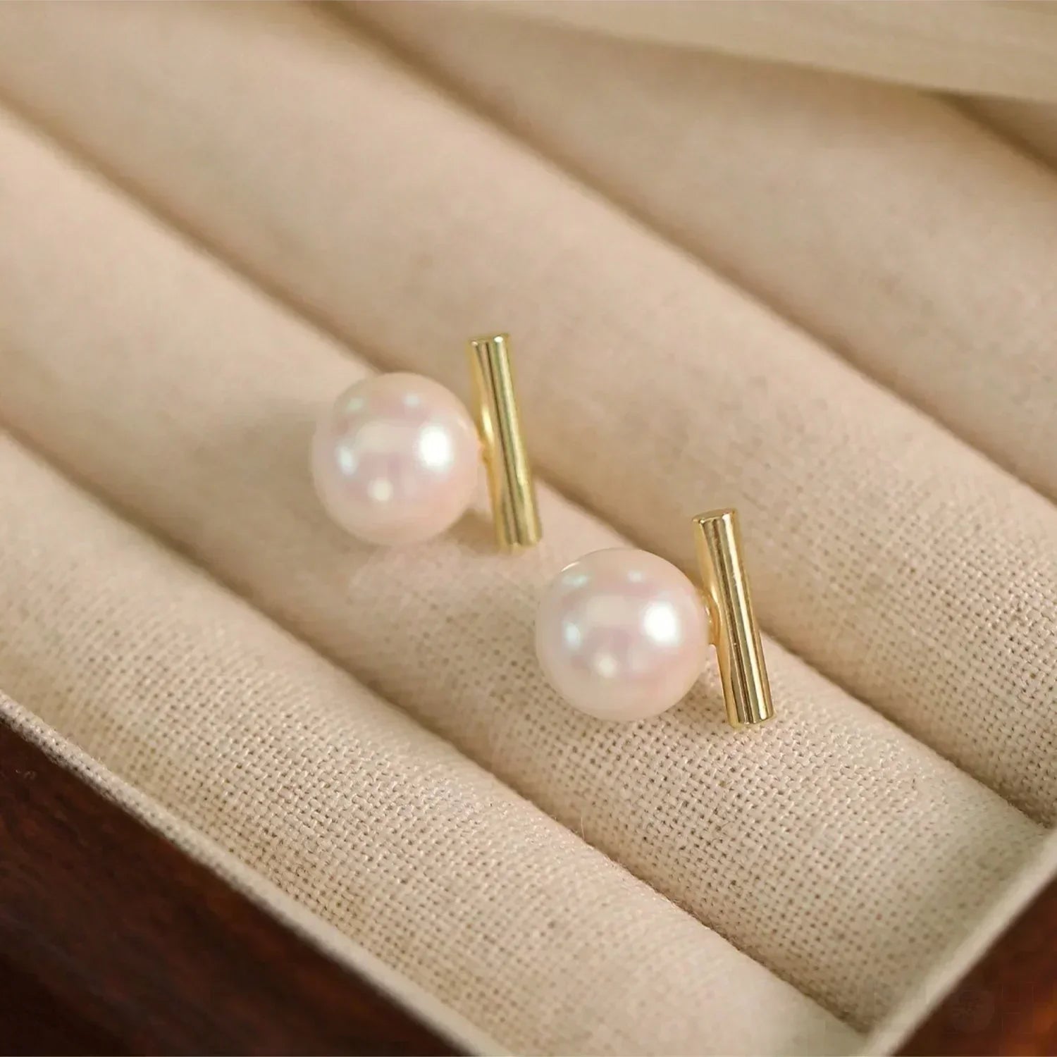 Round 18K Gold Sterling Silver Pearl Stud Bridal Earrings Gia