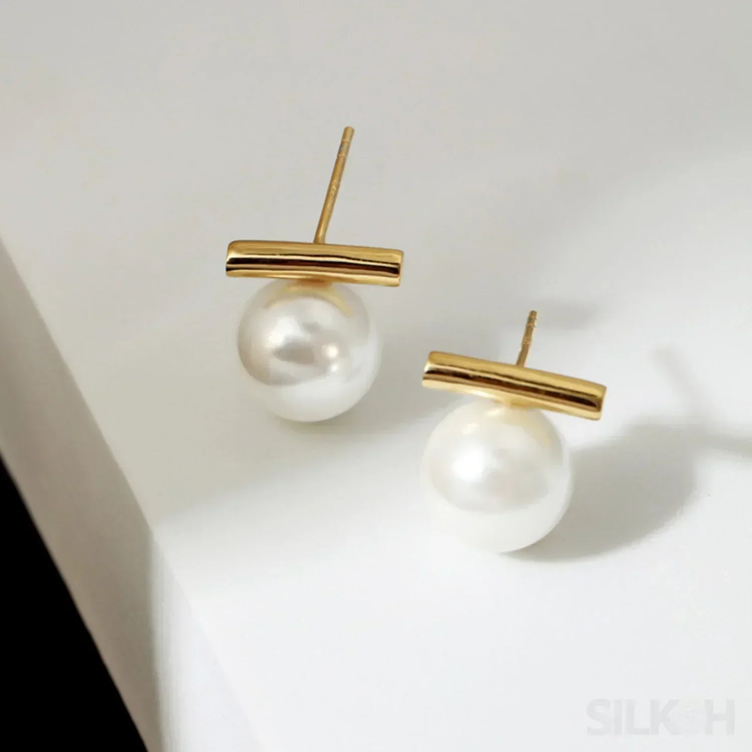Round 18K Gold Sterling Silver Pearl Stud Bridal Earrings Gia